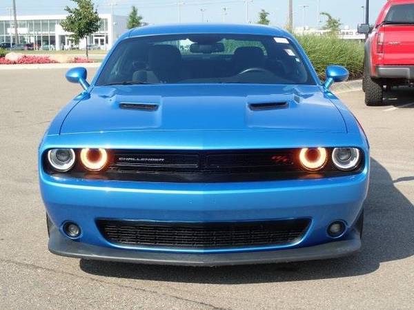 2016 Dodge Challenger coupe R/T Scat Pack (Pitch Black Clearcoat)... for sale in Sterling Heights, MI – photo 3