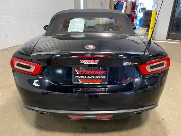 2017 Fiat 124 Spider Classica 2D Convertible - - by for sale in Coopersville, MI – photo 5