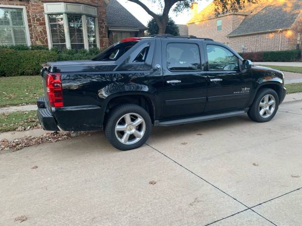2013 Chevrolet Black Diamond Avalanche One owner 70,500 miles New... for sale in McKinney, TX – photo 7