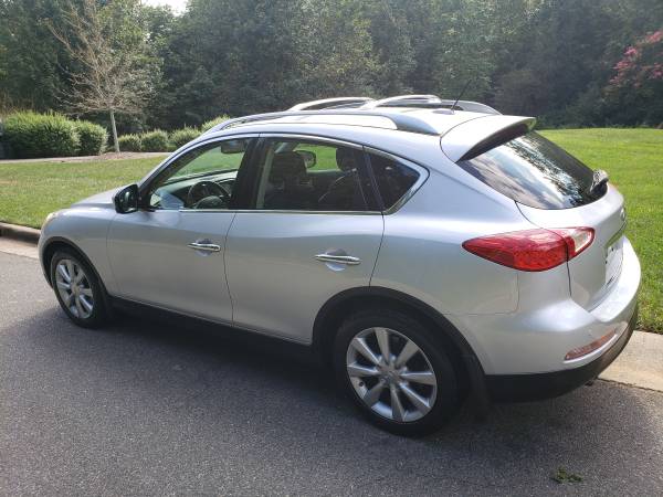 JUST REDUCEDFOR WEEKEND 2012 Infiniti EX Journey Loaded. Perfect -... for sale in Matthews, NC – photo 2