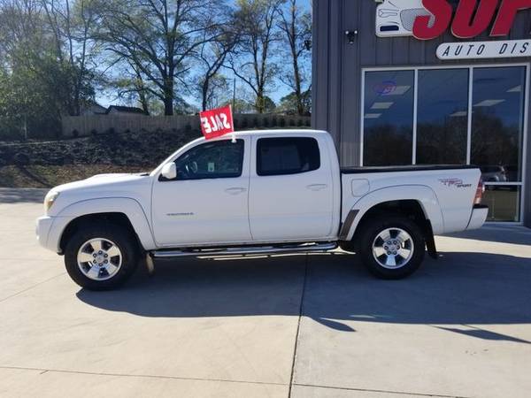2011 Toyota Tacoma Double Cab - Financing Available! - cars & trucks... for sale in Greenville, SC – photo 2