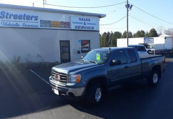 2010 GMC Sierra 1500 SLE - (Streeters-Open 7 Days A Week!!!) - cars... for sale in queensbury, NY – photo 2