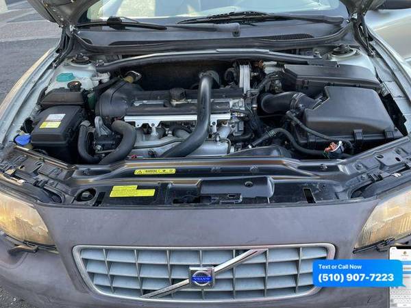 2004 Volvo XC70 2.5T Wagon 4D - cars & trucks - by dealer - vehicle... for sale in Newark, CA – photo 9