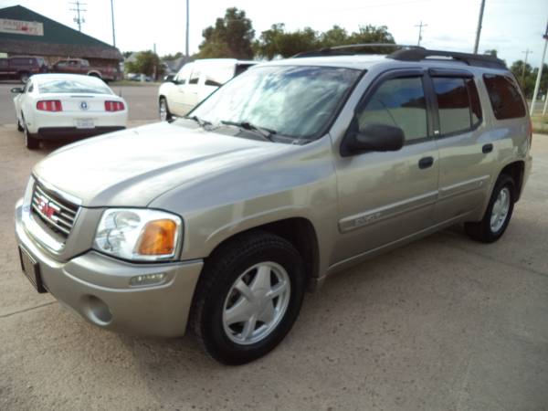 2002 GMC Envoy XL, 4X4, 3rd row for sale in Coldwater, KS – photo 2