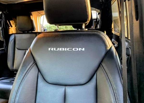 2017 Jeep Wrangler Unlimited Rubicon 4×4 (Only 14k Miles) - cars &... for sale in Loves Park, IL – photo 8