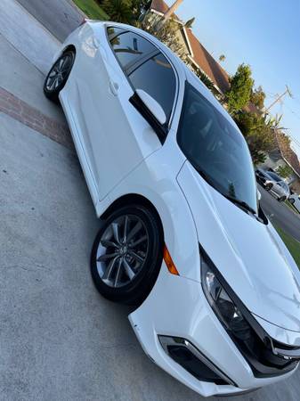 Honda Civic EX-L 2019 w/30k Miles Clean Title Autopilot is for sale in Downey, CA – photo 7