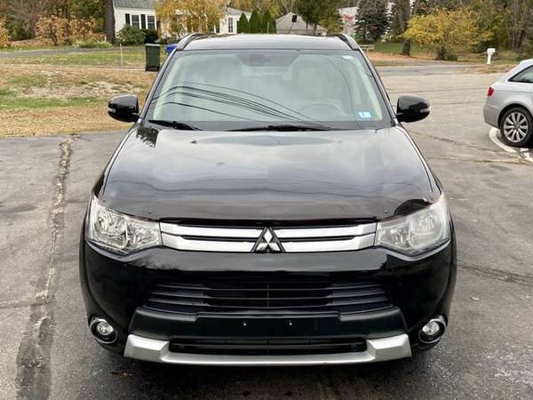 2015 Mitsubishi Outlander - Financing Available! - cars & trucks -... for sale in Londonderry, NH – photo 2