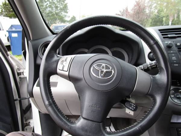 **2006 Toyota RAV4 Limited I4 4WD** for sale in Fredericksburg, VA – photo 16