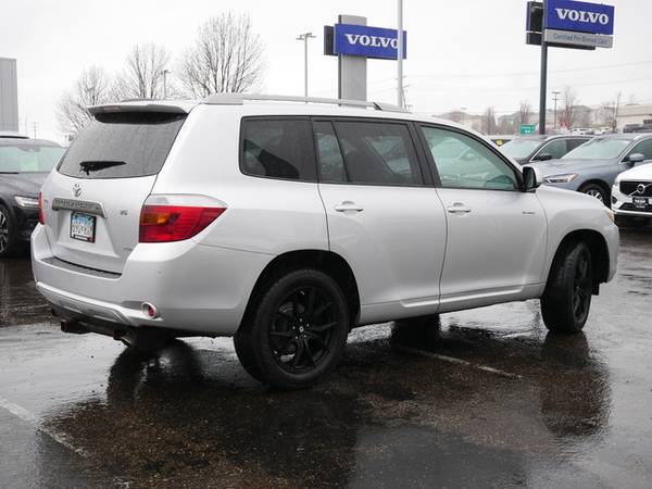 2008 Toyota Highlander Sport - - by dealer - vehicle for sale in Maplewood, MN – photo 13