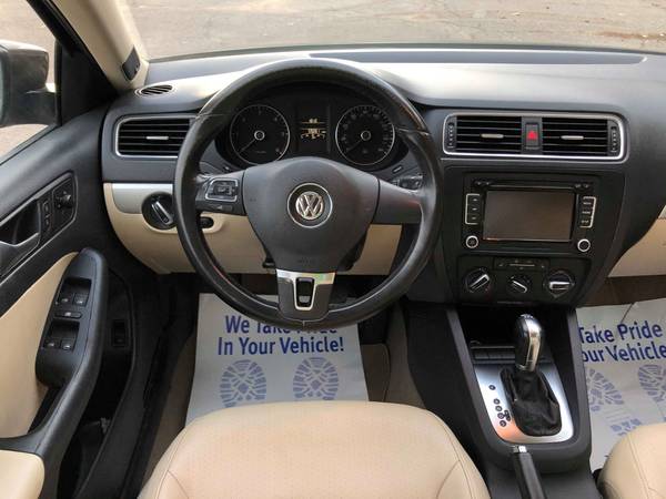 2012 Volkswagen Jetta TDI - cars & trucks - by dealer - vehicle... for sale in Lincoln, MO – photo 10
