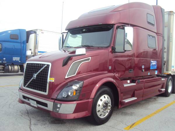 2015 Volvo VNL 780 for sale in Arlington Heights, IL – photo 3