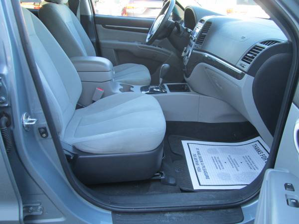 2009 HYUNDAI SANTA FE GLS AWD V6 LOADED VERY CLEAN - cars & trucks -... for sale in East Providence, RI – photo 18