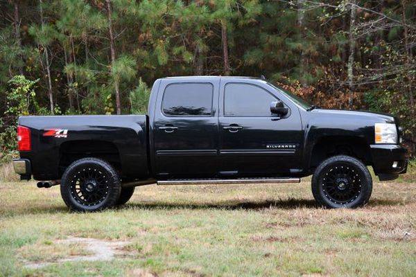 2010 Chevrolet Chevy Silverado 1500 Crew Cab LT Pickup 4D 5 3/4 ft... for sale in Colonial Heights, VA – photo 8