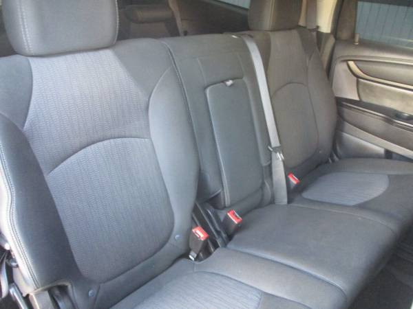2013 CHEVROLET TRAVERSE ** LIKE NEW ** FULLY LOADED ** 3RD ROW SEAT... for sale in Sacramento , CA – photo 17