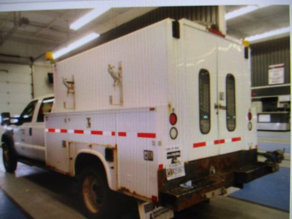 2010 Ford Super Duty F-550 DRW 4X4 ENCLOSED UTILITY BODY CREW CAB for sale in South Amboy, NY – photo 3