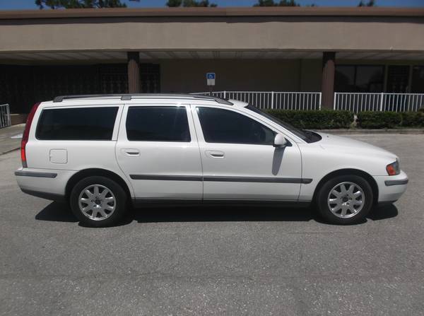 CASH SALE!--GREAT CAR!!!!!-2002 VOLVO V-70-WAGON $1995 for sale in Tallahassee, FL – photo 4