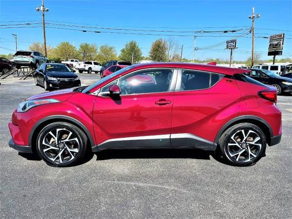 2018 Toyota C-HR XLE FWD (Natl) - - by dealer for sale in NICHOLASVILLE, KY – photo 4