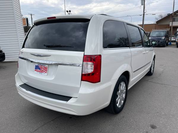 2013 Chrysler Town and Country/91k Miles/2000 DOWN! for sale in Grand Forks, ND – photo 6
