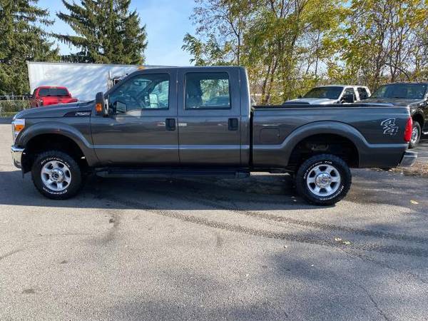 2016 Ford Super Duty F-250 SRW 4WD Crew Cab 156 XLT - cars & trucks... for sale in Syracuse, NY – photo 2