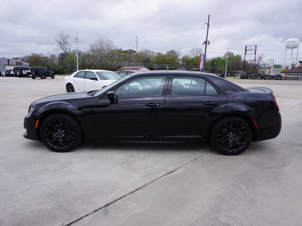 2020 Chrysler 300 300S RWD - - by dealer - vehicle for sale in Plaquemine, LA – photo 5