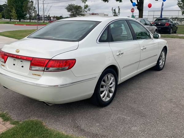 2007 Hyundai Azera Limited - cars & trucks - by owner - vehicle... for sale in Springdale, AR – photo 4