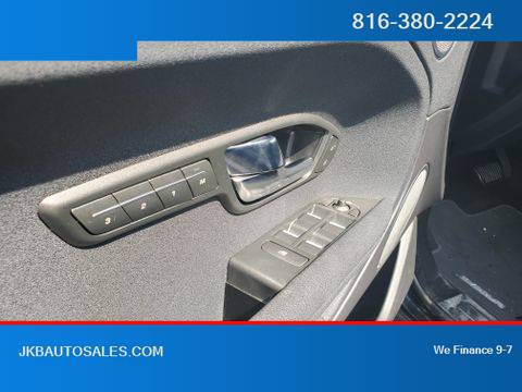 2013 Land Rover Range Rover Evoque 4WD Pure Sport Utility 4D Trades We for sale in Harrisonville, MO – photo 18