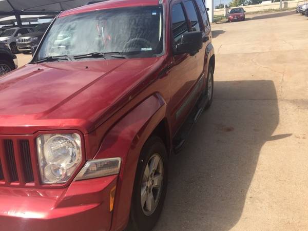 2010 Jeep Liberty Inferno Red Crystal Pearl Great Deal**AVAILABLE** for sale in Edmond, OK – photo 2