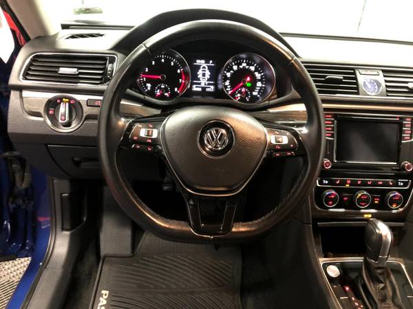 2017 VW Volkswagen Passat 1 8T SE Auto sedan Blue for sale in Branson West, AR – photo 19