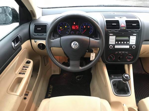 2009 Jetta drives great low miles manual - cars & trucks - by owner... for sale in Overland Park, MO – photo 18