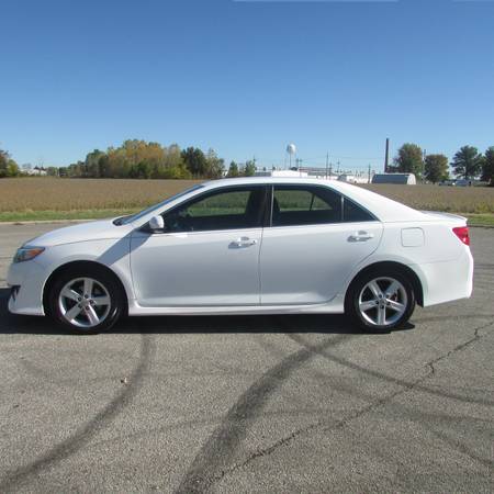 2012 TOYOTA CAMRY SE 1 OWNER - cars & trucks - by dealer - vehicle... for sale in BUCYRUS, OH – photo 2