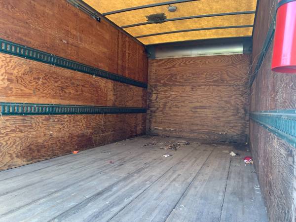 Box Truck - cars & trucks - by owner - vehicle automotive sale for sale in Suitland, District Of Columbia – photo 9