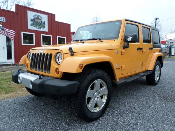 2012 Jeep Wrangler Unlimited Sahara - - by dealer for sale in Townsend, TN – photo 2