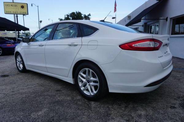 2015 Ford Fusion SE - - cars & trucks - by dealer - vehicle... for sale in Miami, FL – photo 11