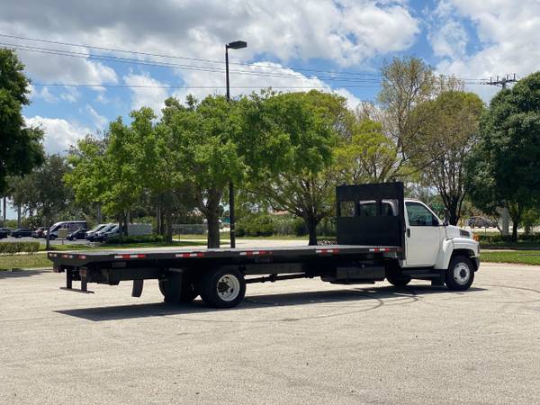 2005 GMC C5500 24 Foot Flatbed 8 1L Gas - - by for sale in West Palm Beach, SC – photo 14