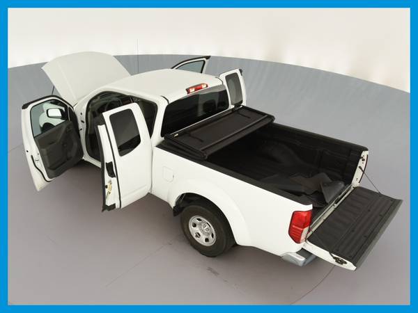 2016 Nissan Frontier King Cab S Pickup 2D 6 ft pickup White for sale in Atlanta, CA – photo 17