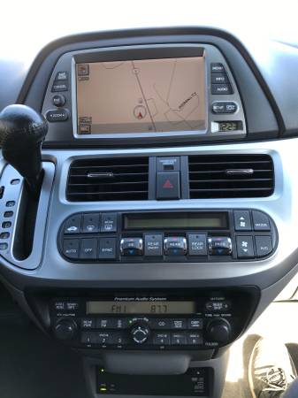 Honda Odyssey van Touring Navigation Backup camera 3rd row seat for sale in Lorton, District Of Columbia – photo 16