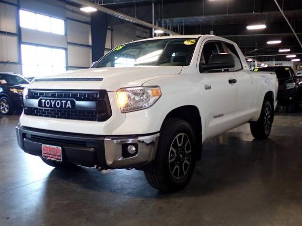 2016 Toyota Tundra 4WD Truck - - by dealer - vehicle for sale in Gretna, NE – photo 18