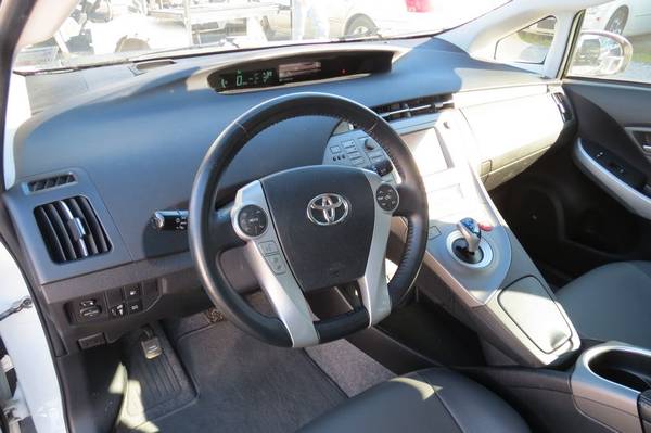 2014 Toyota Prius Plug-In Hybrid Advanced - - by for sale in Monroe, LA – photo 10