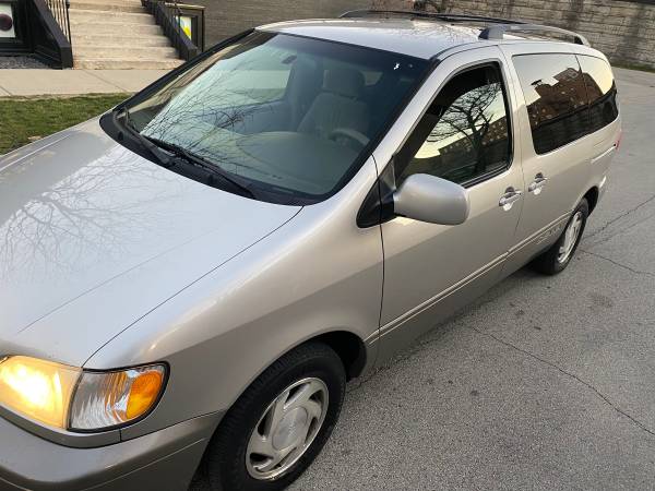 2001 Toyota Sienna - cars & trucks - by owner - vehicle automotive... for sale in Chicago, IL – photo 6