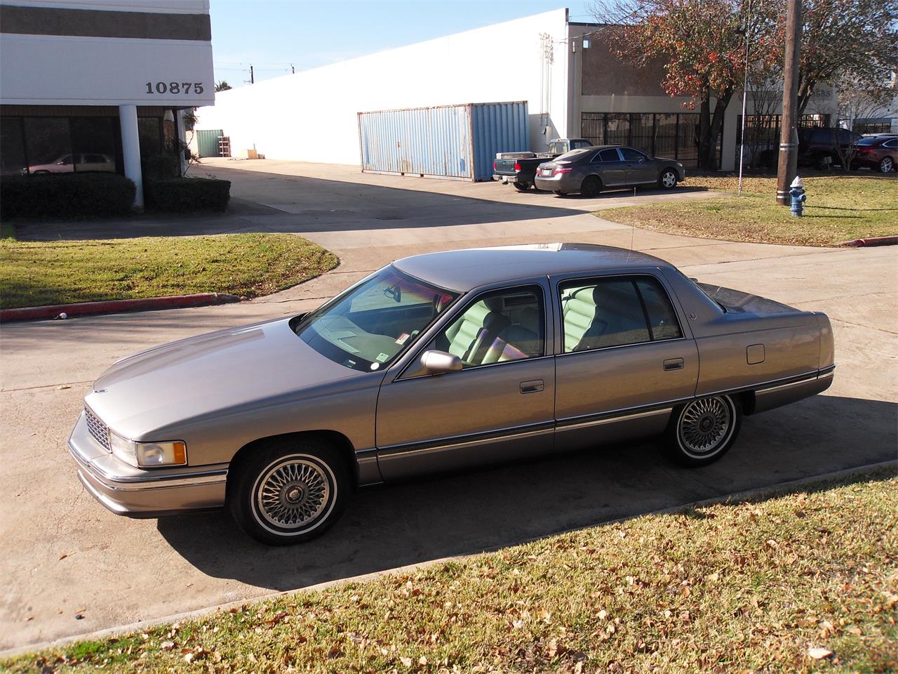 1995 Cadillac Sedan DeVille for sale in Houston, TX – photo 5