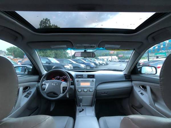2010 Toyota Camry 4dr Sdn I4 Auto LE (Natl) - cars & trucks - by... for sale in Knoxville, TN – photo 15