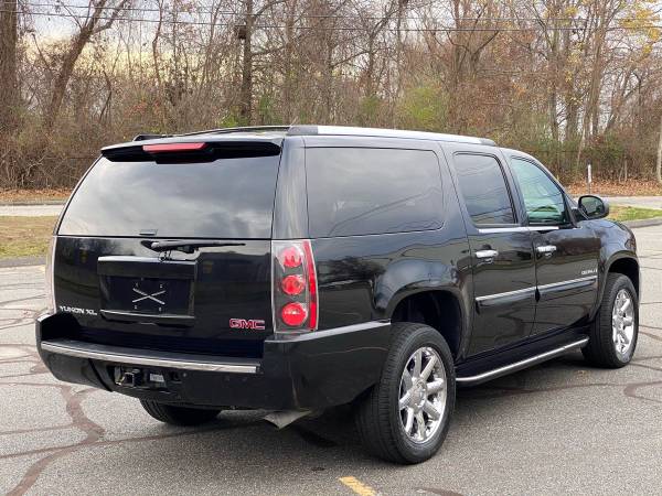2008 GMC YUKON XL DENALI - cars & trucks - by owner - vehicle... for sale in Trumbull, NY – photo 3
