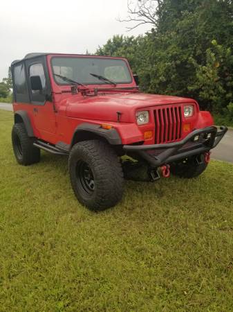 JEEP WRANGLER YJ -- GREAT CONDITION - TONS OF NEW PARTS for sale in Sebastian, FL – photo 6