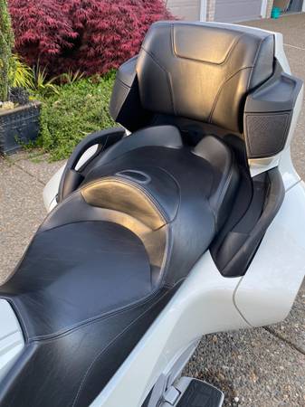 2017 can-am spyder RT for sale in Wilsonville, OR – photo 9