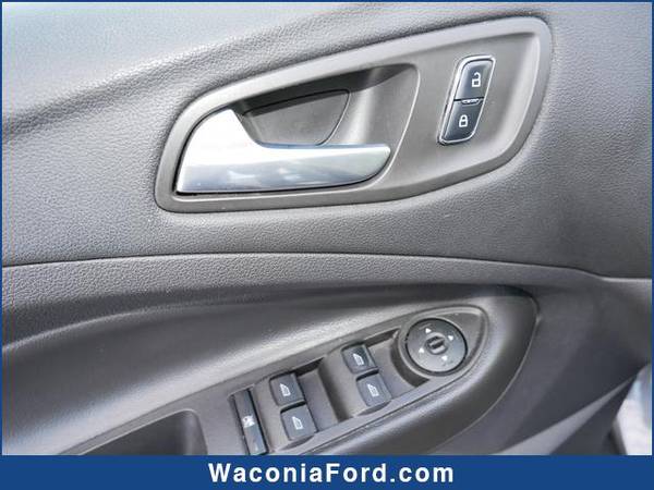 2014 Ford Escape SE - - by dealer - vehicle automotive for sale in Waconia, MN – photo 19
