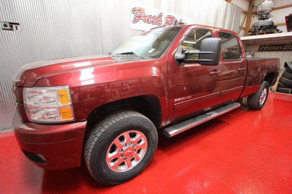 2013 Chevrolet Chevy Silverado 3500 Crew Cab 4WD - GET APPROVED!! for sale in Evans, CO – photo 2