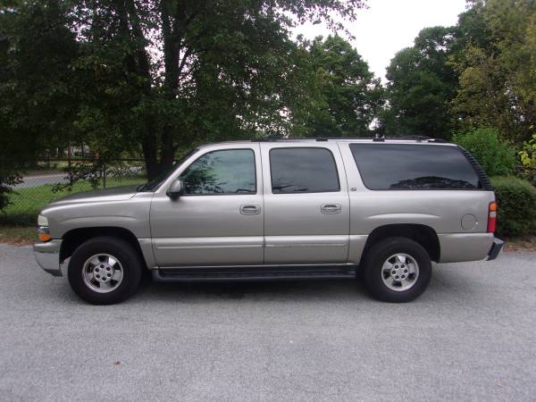 2003 Chevrolet Suburban 4x4 *Locally Owned* for sale in High Point, NC – photo 2