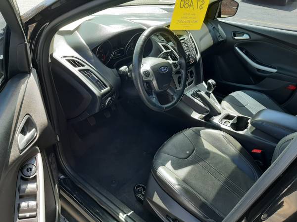 2014 Ford focus SE Hatch Back ONE OWNER - - by dealer for sale in Greenville, SC – photo 8