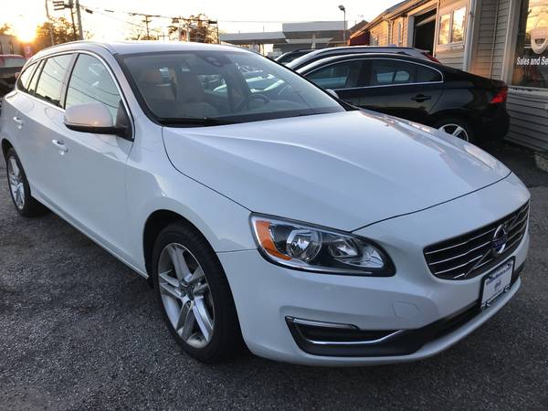 2015 Volvo V60 T5 AWD Premiere - cars & trucks - by dealer - vehicle... for sale in Cranston, RI – photo 2