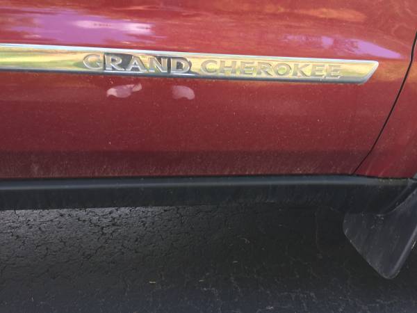 2013 Jeep Grand Cherokee Laredo for sale in Galena, IA – photo 17